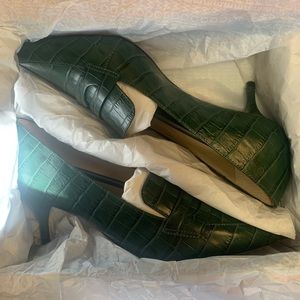 Antonio Melani Women's Shoes Size 8.5M Green Leather Leedia Style. Very Sharp!